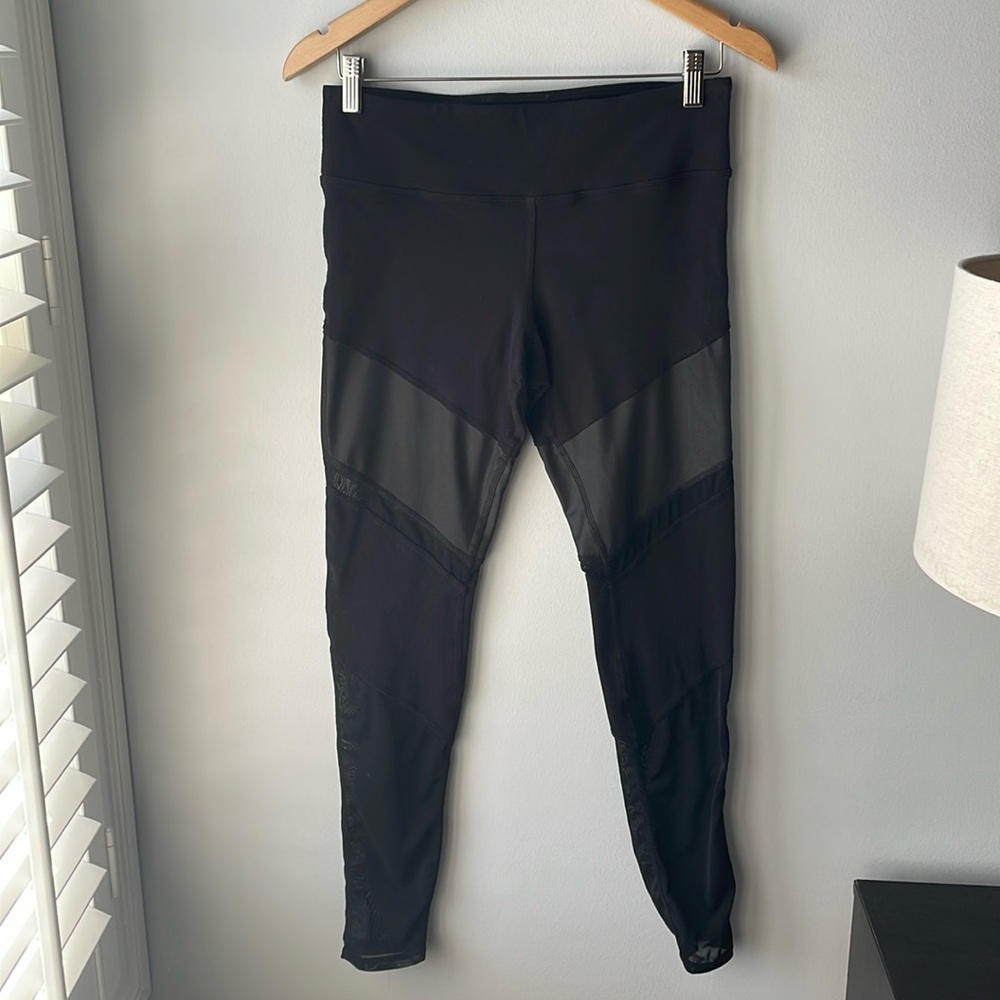 Black Women's Mesh Panel Leggings